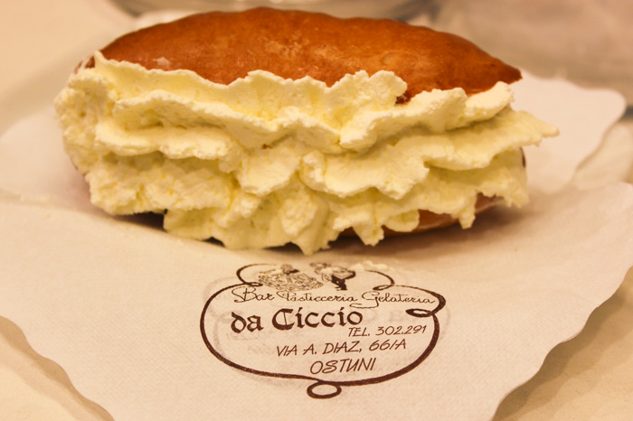 Sandwich con gelato e panna