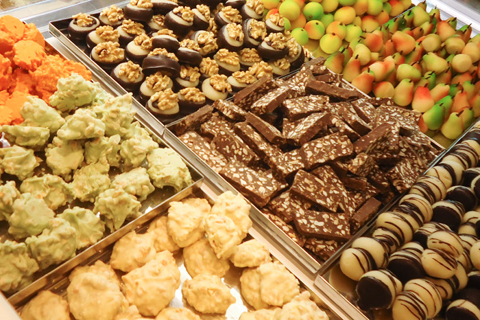 Pasta Reale e cioccolato